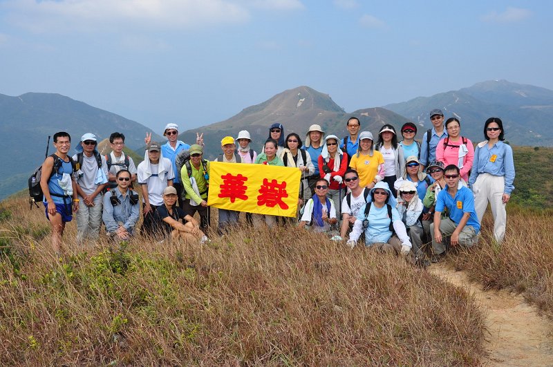 DSC_0021.JPG - 背景為雷打石山