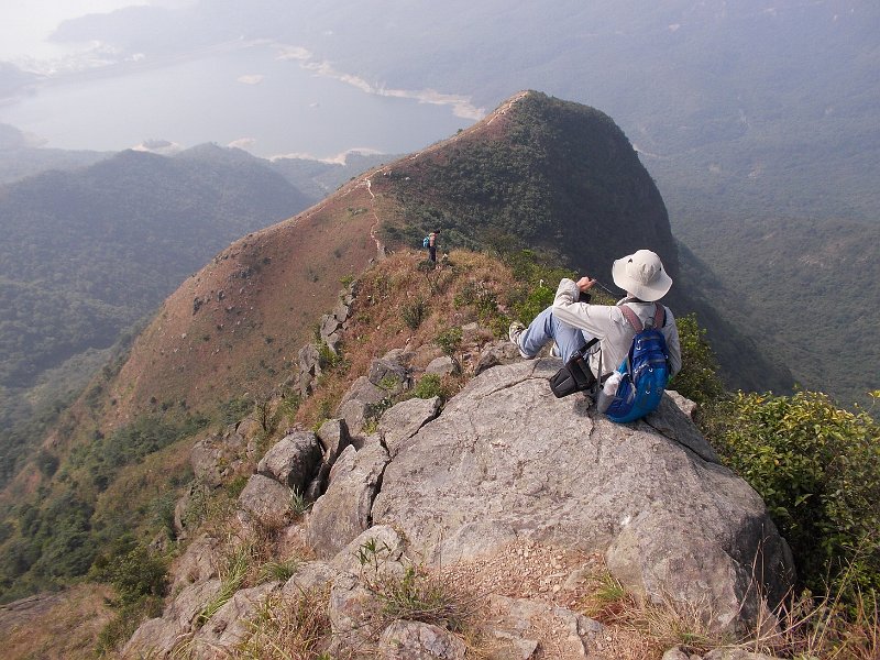 085.JPG -           回望登山來路